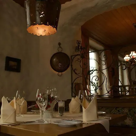Garni Baren Hotel