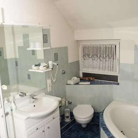 Hotel Garni Baren 3*