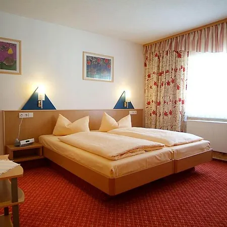 Hotel Garni Baeren Lossburg